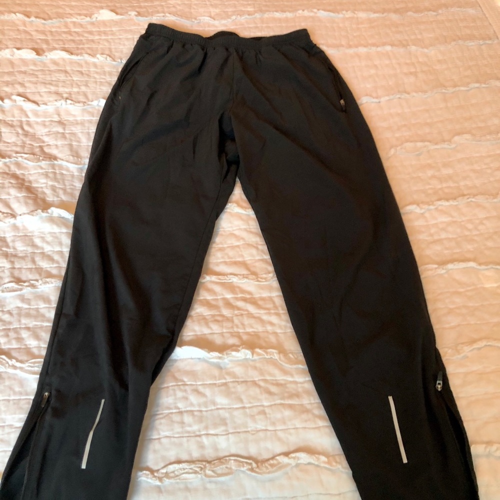 Men’s medium Nike dri fit pants